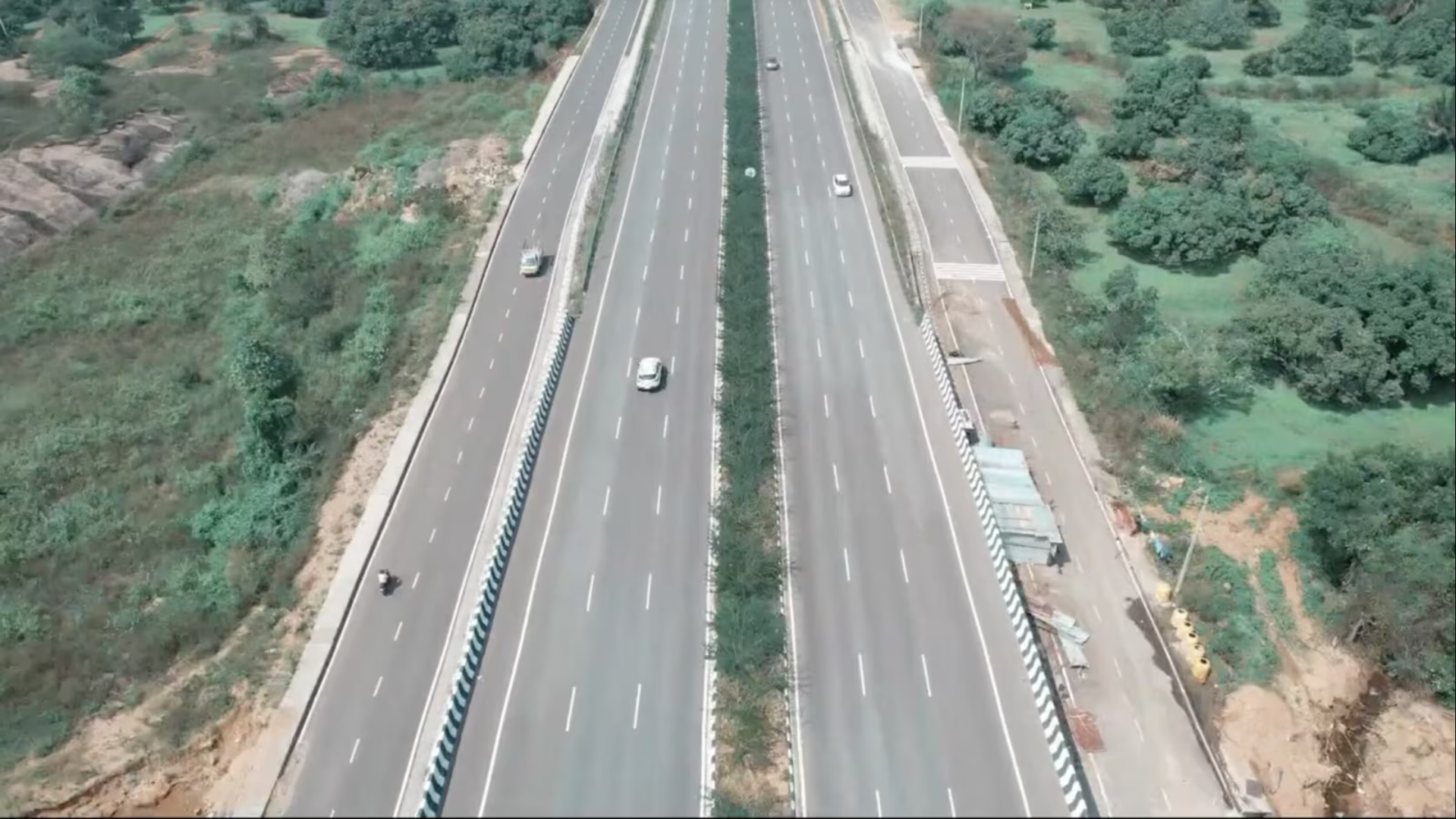 Chennai-Bengaluru Expressway on Track for December Completion, Says Gadkari.